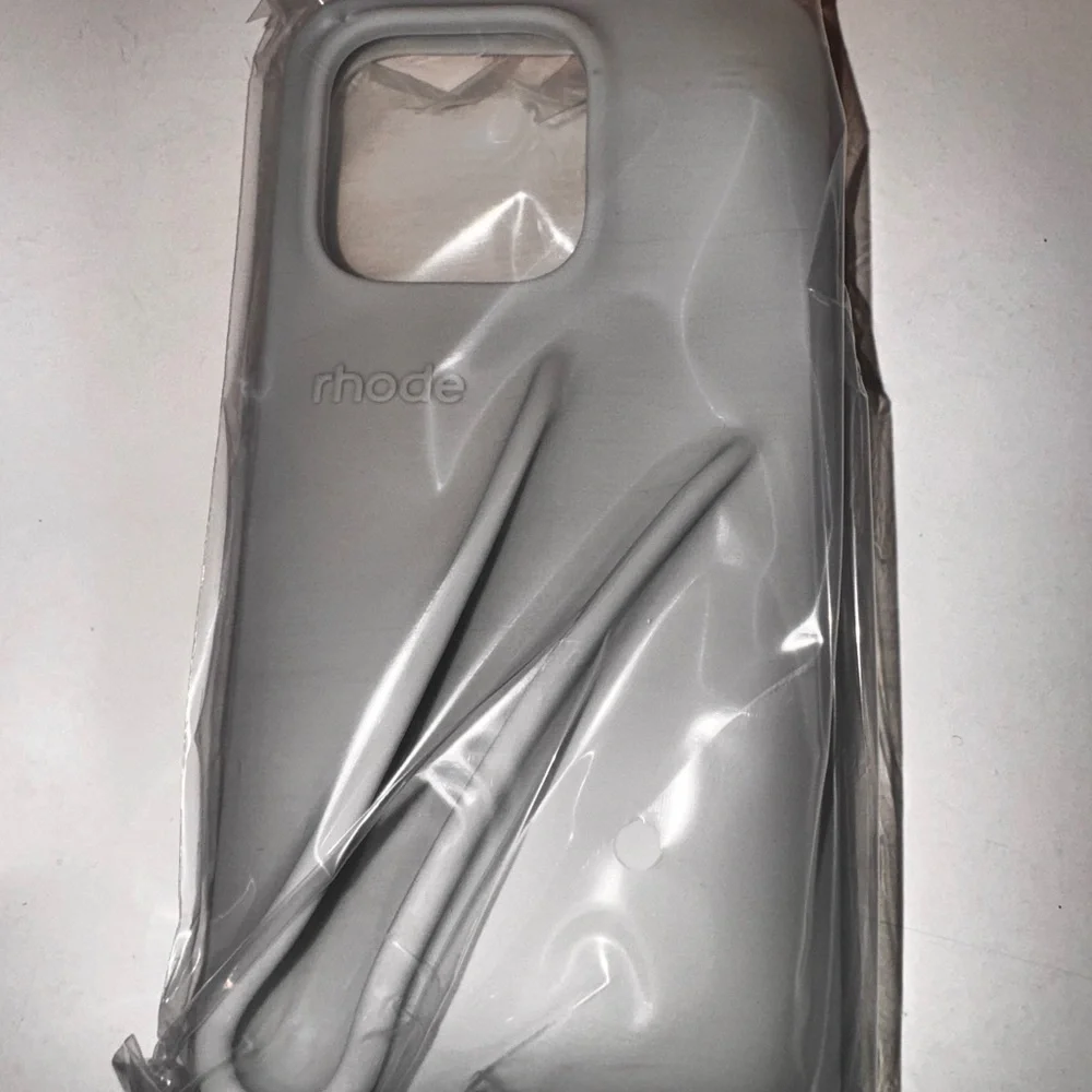 RHODE Lip Case in Silver- BRAND NEW